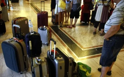«Ρεκόρ» 52,9 εκατ. διανυκτερεύσεων στο πρώτο εξάμηνο του έτους, με κυρίαρχο το αλλοδαπό ρεύμα