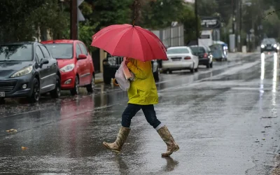 Αγριεύει ο καιρός με βροχές και καταιγίδες την 28η Οκτωβρίου – Σε «κόκκινο συναγερμό» περιοχές της χώρας