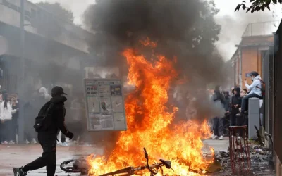 Απαγόρευση κυκλοφορίας σε γαλλικές πόλεις μετά τα εκτεταμένα επεισόδια
