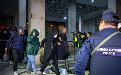 Αποκαλύψεις για πληροφοριοδότες σε δημόσιες υπηρεσίες στην υπόθεση Χωριάτικο