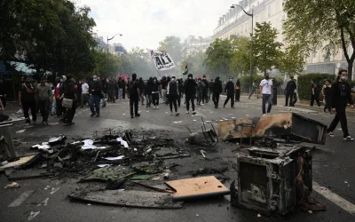 Χιλιάδες μαθητές, εκπαιδευτικοί και γονείς στους δρόμους της Γαλλίας