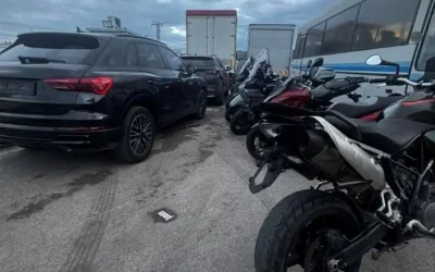 Εξαρθρώθηκε εγκληματική ομάδα που έκλεβε αυτοκίνητα και δίκυκλα στην Αττική