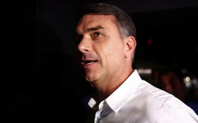 Η άφιξη του Φλάβιο Μπολσονάρου στις ΗΠΑ μετά την εκλογική ήττα