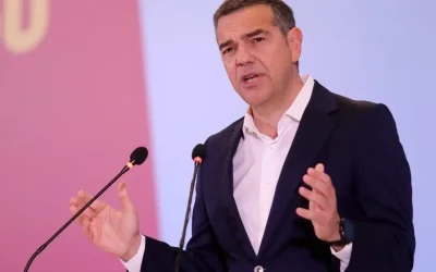 Η ΕΛ.Α.Σ στρίβει αριστερά με τον Αλέξη Τσίπρα στην πρώτη γραμμή