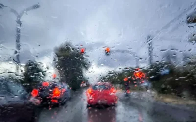 Η κακοκαιρία προκαλεί κυκλοφοριακές ρυθμίσεις σε Αττική, Πειραιά, Μέγαρα και Πικέρμι