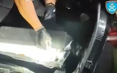 Λαύριο: Σκύλος «ξετρύπωσε» 18 κιλά κοκαΐνης, αξίας άνω του 1,3 εκατ. ευρώ – Χειροπέδες σε 43χρονο Βρετανό