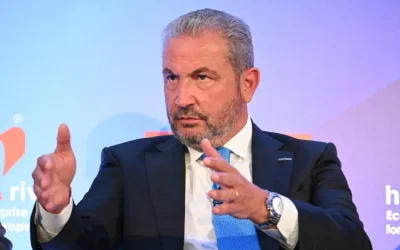 Ο Αλέξανδρος Εξάρχου αναδεικνύει την καθοριστική συμβολή της Κίμπερλι Γκίλφοϊλ στον κάθετο διάδρομο