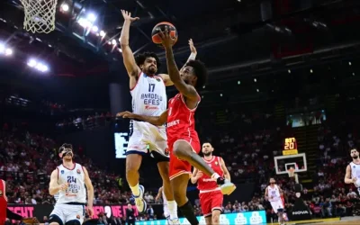 Ο Ολυμπιακός νίκησε την Εφές με 89-66 και πανηγύρισε την πρώτη εντός έδρας νίκη στη Euroleague