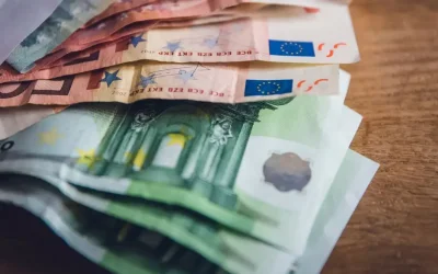 Συνταξιούχοι: Πότε καταβάλλεται το επίδομα των 400 ευρώ και ποιοι το δικαιούνται