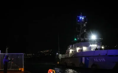Θρίλερ στη Σίφνο: Ψαράς εντόπισε σορό άνδρα στον όρμο Βαθύ