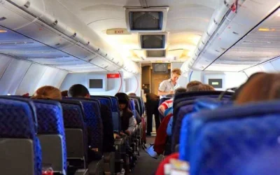 Η αεροπορική εταιρεία KLM ακυρώνει πτήσεις σε Μιλάνο, Βενετία και Νάπολη λόγω κορονοϊού