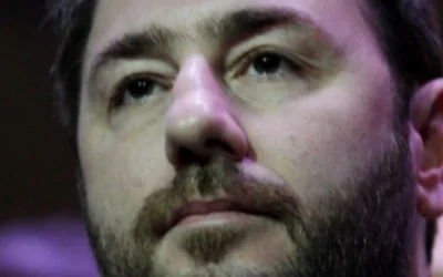 Ανδρουλάκης: Η Ελλάδα θα σταθεί όρθια αν σταθεί όρθια η νέα γενιά