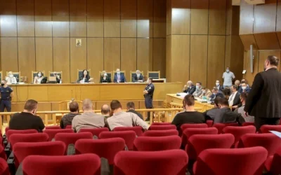 Δίκη Χρυσής Αυγής: Αναβολή για λόγους υγείας ζητάει ο Μιχαλολιάκος. Λαγός: Πολιτικός κρατούμενος