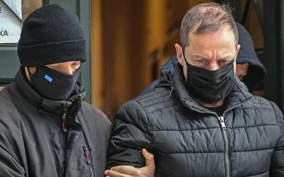 Δίκη Λιγνάδη: Ο κατηγορούμενος απεικονίζεται και σε φωτογραφίες με ανήλικα παιδιά - Τί δηλωσε ο πρώτος καταγγέλλων