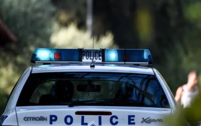 Θρίλερ σε λεωφορείο στη Μαραθώνος – Επιβάτης σε κατάσταση αμόκ έβγαλε μαχαίρι