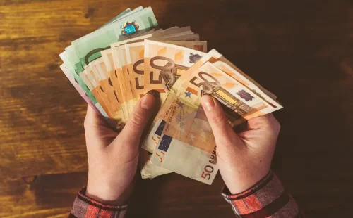 Φορολοταρία ΑΑΔΕ: Κληρώθηκαν οι τυχεροί για τις συναλλαγές Μαΐου