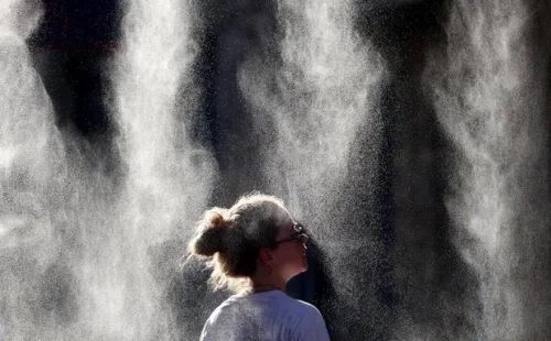 Ευρώπη σε καύσωνα: Δεκάδες θάνατοι και σοβαρές προειδοποιήσεις για τη δημόσια υγεία
