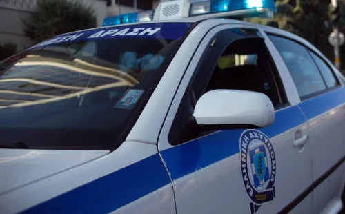 Θρίλερ στη Σύρο: Πήγε σε σπίτι ζευγαριού, λογομάχησε με τη γυναίκα και τη σκότωσε ο σύζυγος