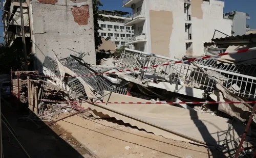 Η μηχανικός που έσωσε τους ενοίκους στα Πετράλωνα: Η δραματική περιγραφή της κατάρρευσης
