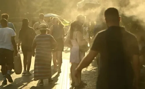 Υψηλές θερμοκρασίες και θυελλώδεις άνεμοι σήμερα, με το Αιτωλικό να αγγίζει τους 50 βαθμούς