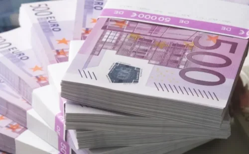 Οι πρακτικές φοροδιαφυγής και ξεπλύματος χρήματος στο προσκήνιο: οι υποθέσεις Pizza Fan και «Χωριάτικο»
