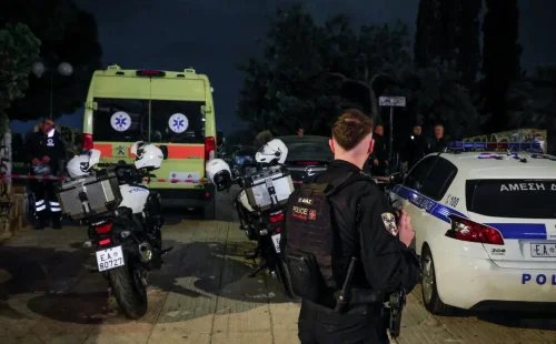 «Πήγαν να με δολοφονήσουν»: Επίθεση ακροδεξιών στον 32χρονο στην Ελευσίνα
