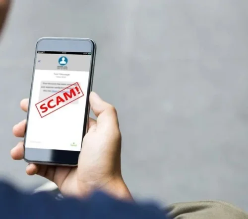 Προσοχή: Νέα απάτη μέσω SMS από τον ΕΦΚΑ για ψευδή ενημέρωση