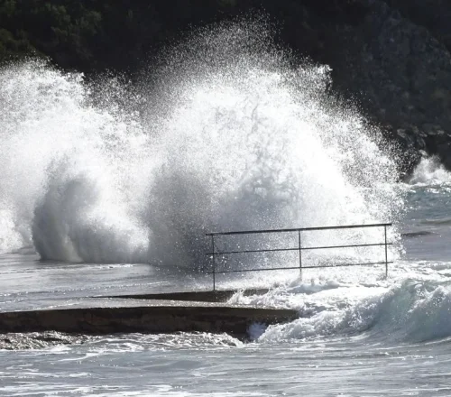 Καιρός σε ανατροπή: Δύο διαδοχικές κακοκαιρίες με κρύο, βροχές και χιόνια