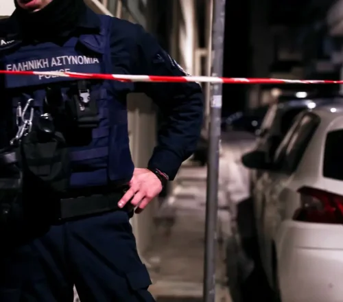 Σοκ στον Κολωνό: Νεκρή 31χρονη έγκυος στα σκαλιά του σπιτιού της – Συνελήφθη ο σύντροφος