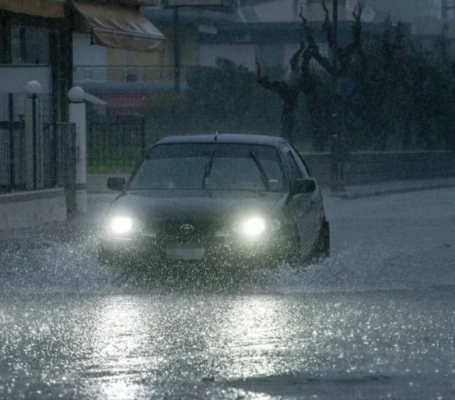 Καταστροφικές πλημμύρες στην Κοζάνη: 85 χιλιοστά βροχής έπεσαν στην Κοιλάδα