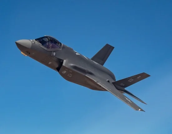 Βαθαίνει η ελληνική εμπλοκή στον πόλεμο: Η χώρα στο «κάδρο» της σύγκρουσης