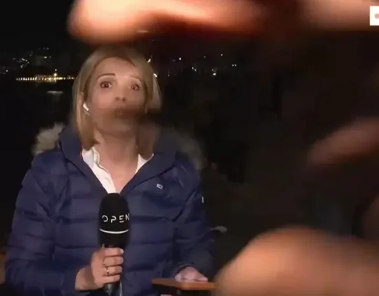 «Έχουμε πρόβλημα»: Στιγμές τρόμου για τη Μαρία Καρχιλάκη και το συνεργείο του OPEN στη Βηρυτό