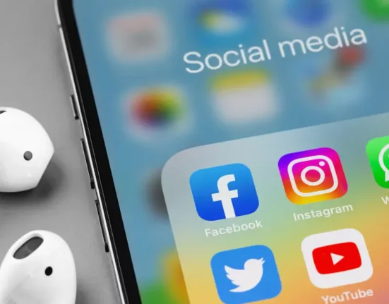 Facebook, Instagram, TikTok και WhatsApp σε μίνι μπλακάουτ