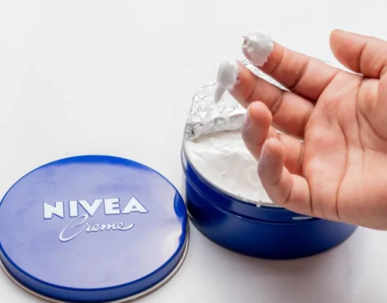 Nivea: Το συνηθισμένο λάθος στην εφαρμογή που μειώνει την αποτελεσματικότητά της