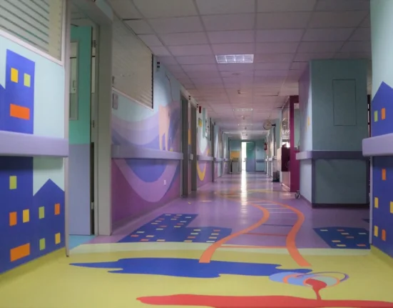 Τρίχρονος κατάπιε ξυραφάκι: Επείγουσα χειρουργική επέμβαση στο «Αγία Σοφία»