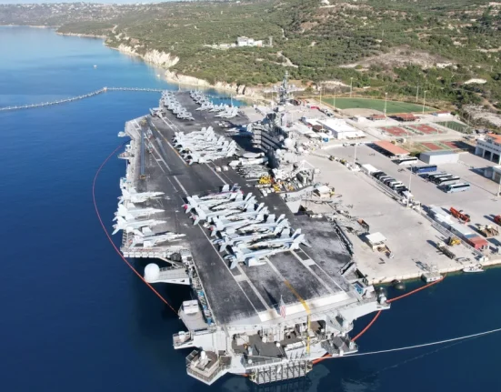 Σούδα: Πόσο πιθανό είναι να γίνει στόχος της κρίσης στη Μέση Ανατολή;Τι δηλώνουν οι ειδικοί