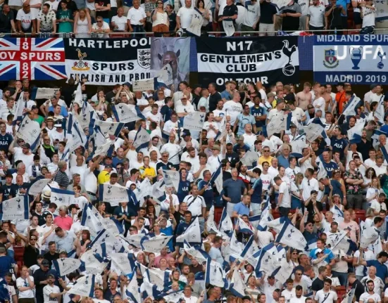 UEFA: Πρόστιμο 30.000 ευρώ στην Τότεναμ για ναζιστικούς χαιρετισμούς