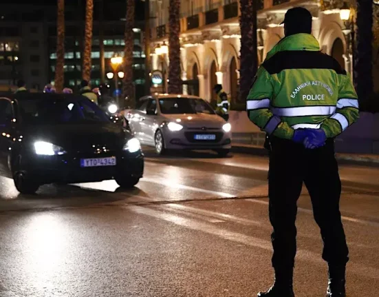 Η νυχτερινή ζωή στην Ελλάδα αλλάζει: «Άφησαν το αλκοόλ και έπιασαν τα ζελεδάκια»
