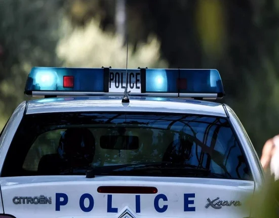 Ίλιον: Σε ψυχιατρικό νοσοκομείο ο 30χρονος οδηγός που γρονθοκόπησε γυναίκα μπροστά στο παιδί της