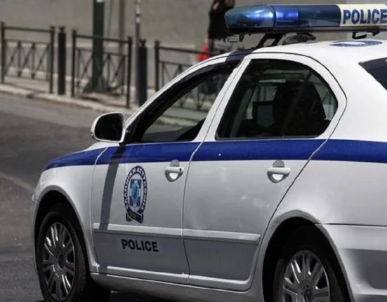 Πειραιάς: Ηλικιωμένος επιτέθηκε σε δύο αδέλφια με τρίαινα για θέση στάθμευσης
