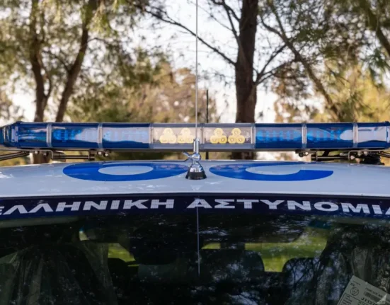 Θρίλερ στην Αιγιάλεια – Μητέρα και γιος βρέθηκαν νεκροί μέσα στο σπίτι τους