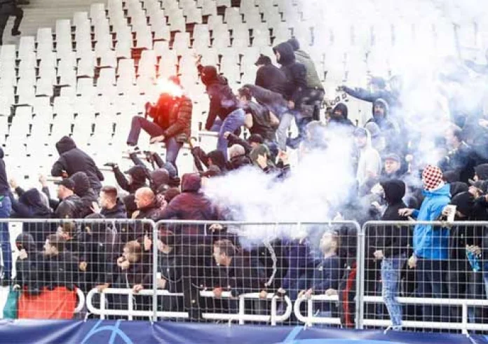 ΑΕΚ - Άγιαξ: Σοβαρά επεισόδια στο ΟΑΚΑ