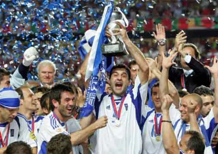 Euro 2004 και άλλα γεγονότα που έγιναν σαν σήμερα. Βίντεο