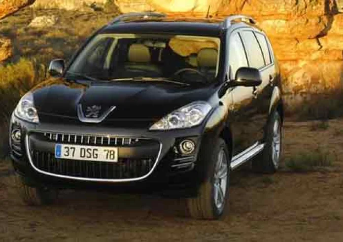 Ανακαλούνται 217 οχήματα Peugeot 4007