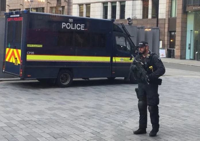 Λουτρό αίματος στην Oxford Street: Τέταρτη δολοφονία σε τρεις ημέρες – Τον μαχαίρωσαν μέχρι θανάτου