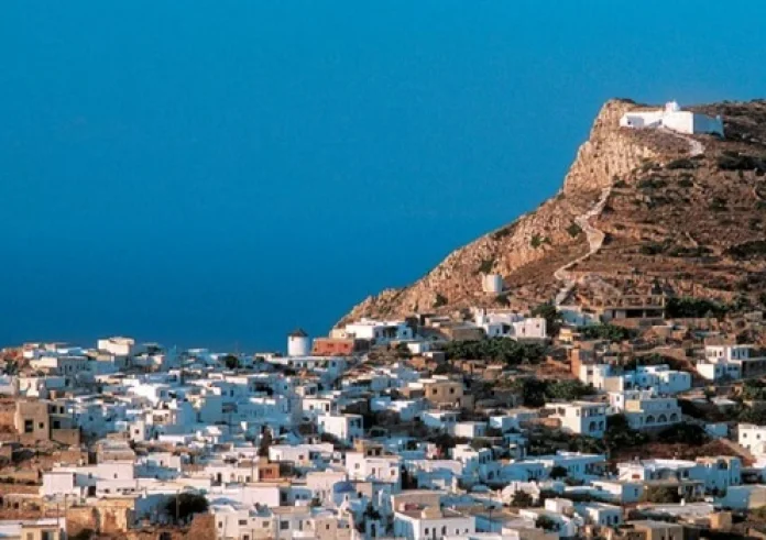 Το πρώτο ελληνικό νησί που καταργεί τα πλαστικά καλαμάκια