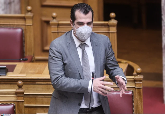 Παράθυρο για επιστροφή των ανεμβολίαστων διοικητικών στα νοσοκομεία