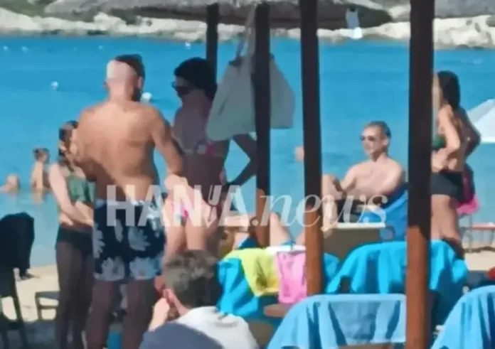 Κυριακάτικο μπάνιο για Μητσοτάκη στο Μαράθι
