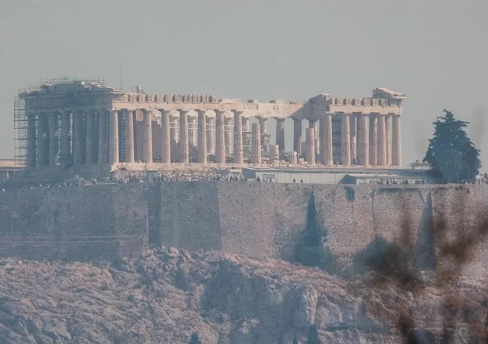 Καμπανάκι Βασιλακόπουλου για το τοξικό νέφος στην Αθήνα - Ποιοι πρέπει να προσέχουν - Οδηγίες προστασίας