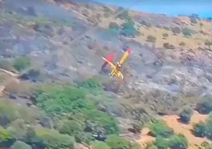 Κάρυστος: Καρέ καρέ η συντριβή – σοκ του Canadair